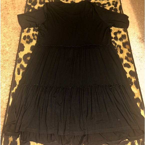 Black Dress it IS - Picture 3 of 4